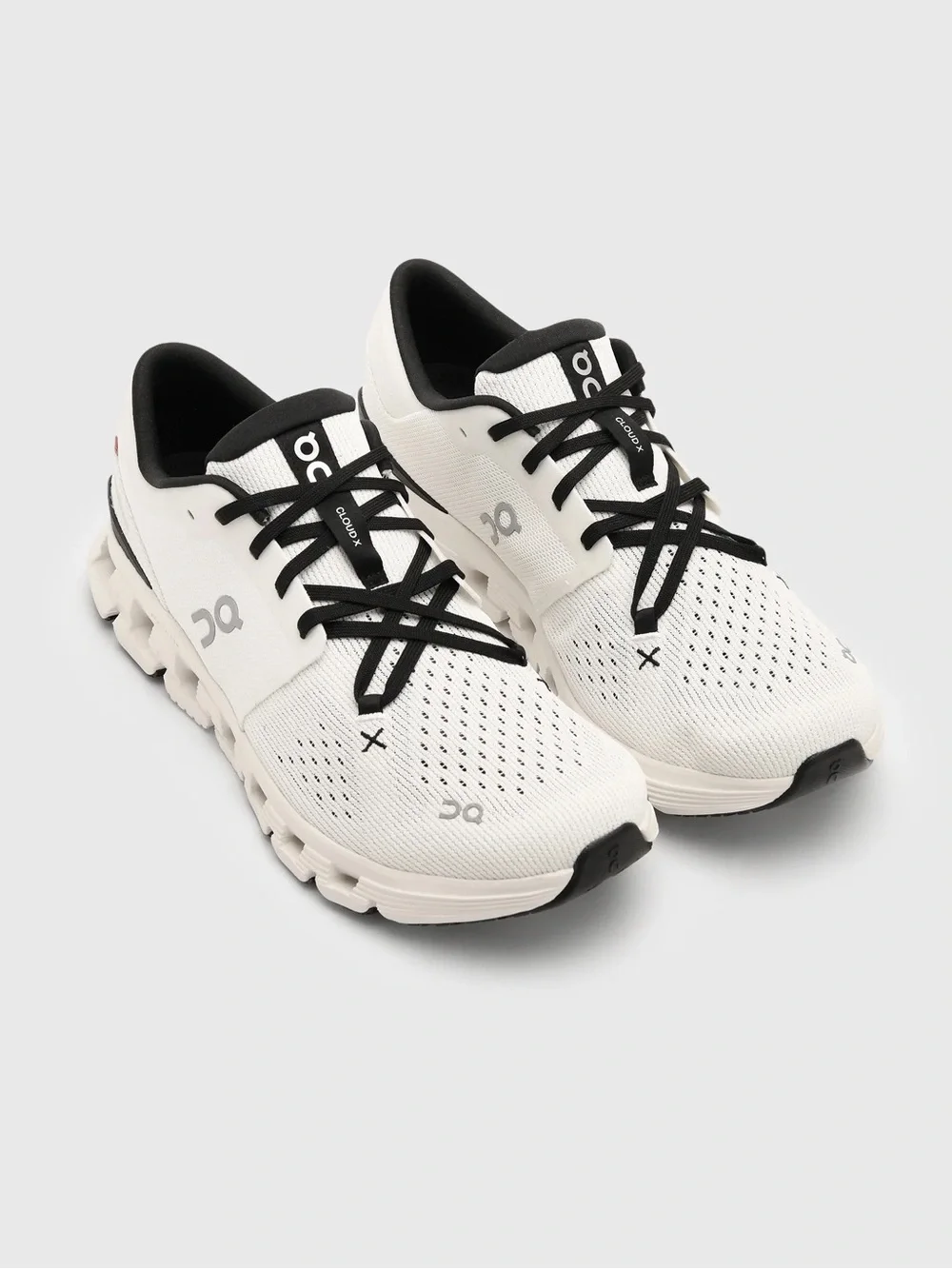 Womens ON Running Cloud X 4 Sneakers